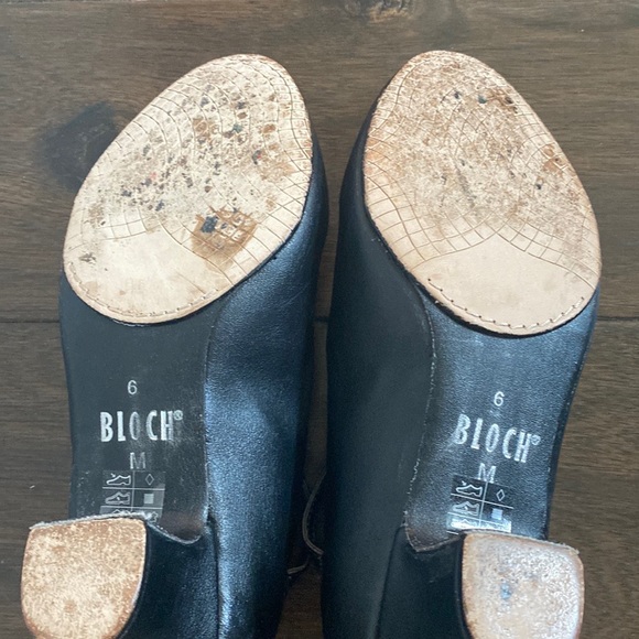 Bloch character shoes - Picture 3 of 4